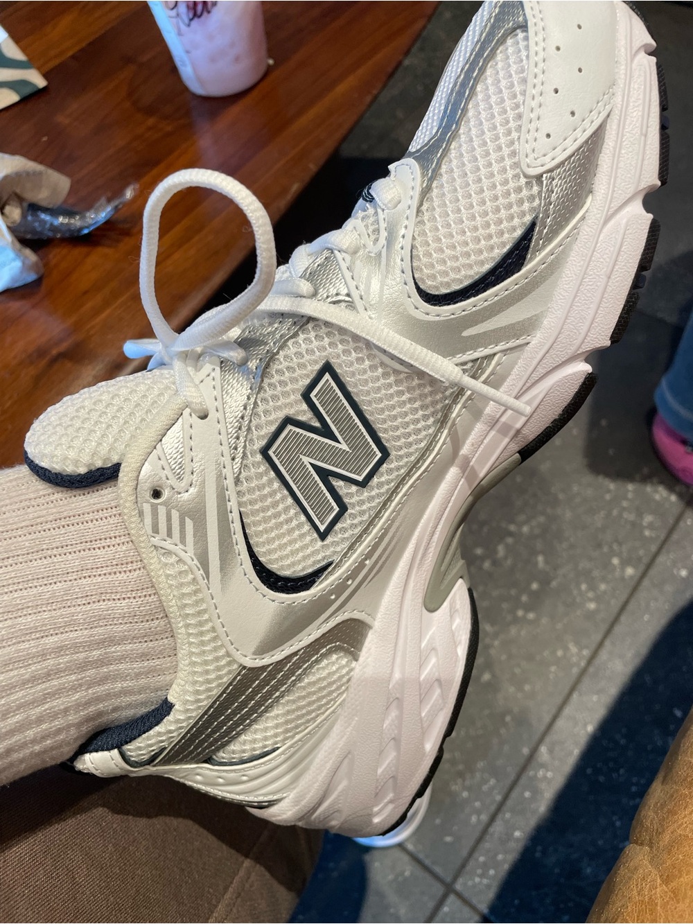 New Balance 530 Sneakers - Picture 3 of 3
